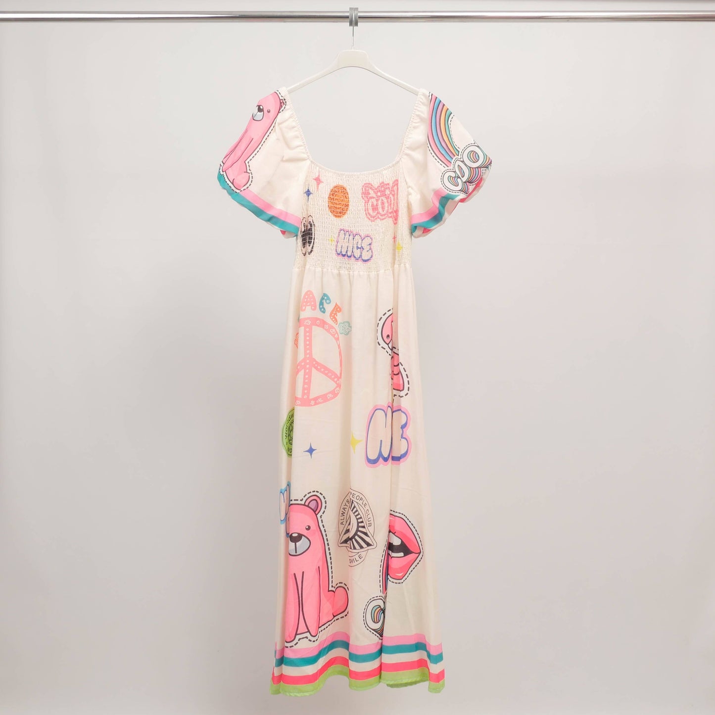 Long printed dress with balloon sleeves. Made in Italy- One size s to m