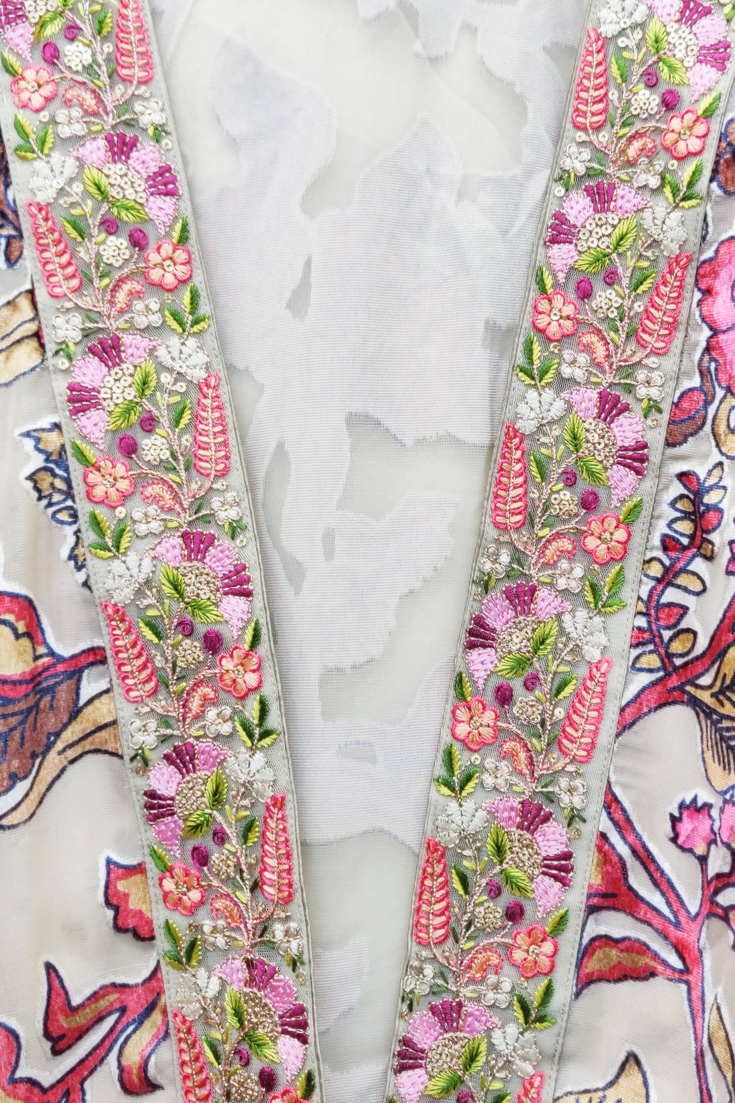 Holiday Jewels Burnout Velvet Kimono / Jacket : Ivory / One Size