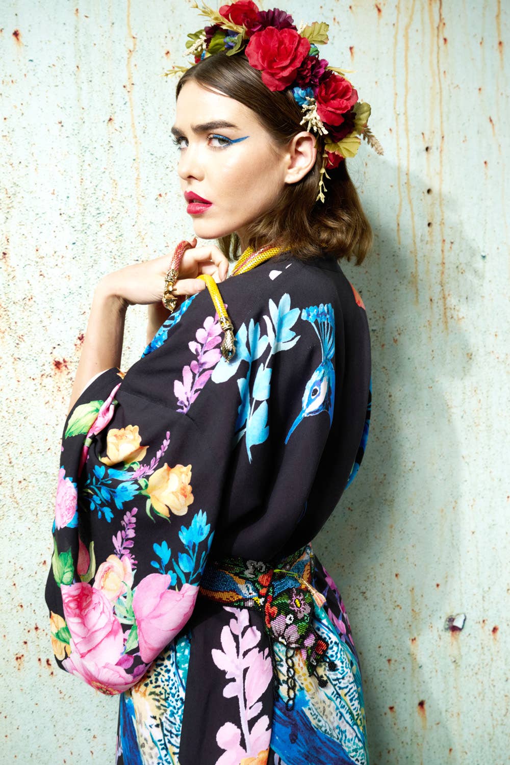 Fantasy Kimono: Black peacock print / Size Medium