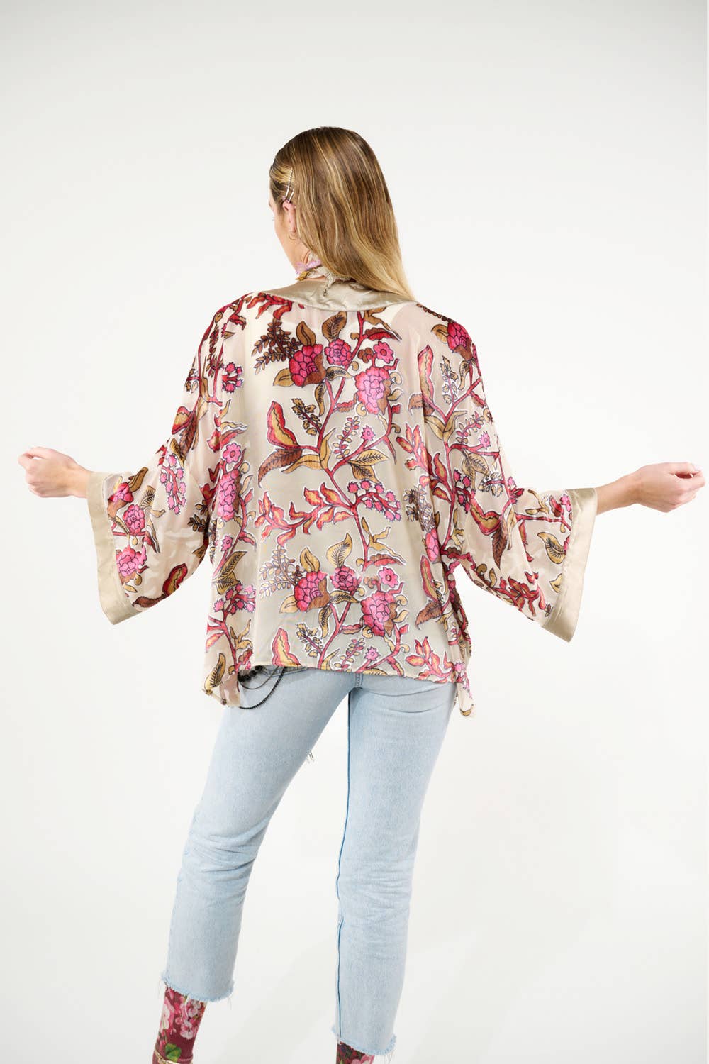 Holiday Jewels Burnout Velvet Kimono / Jacket : Ivory / One Size