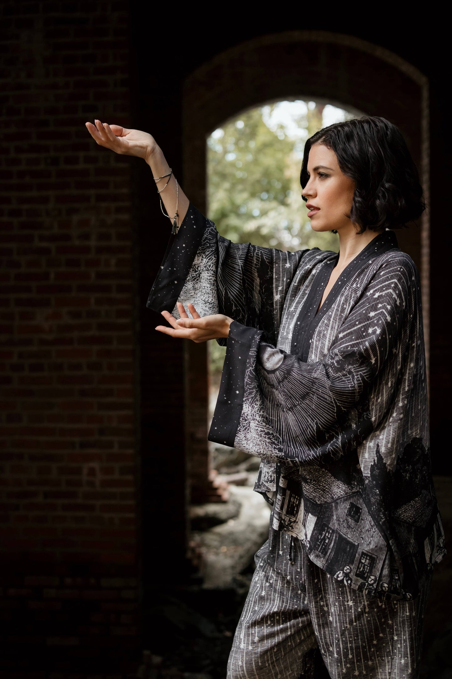 Stargazer Pixie Duster Bamboo Kimono w/ Falling Stars, Crop