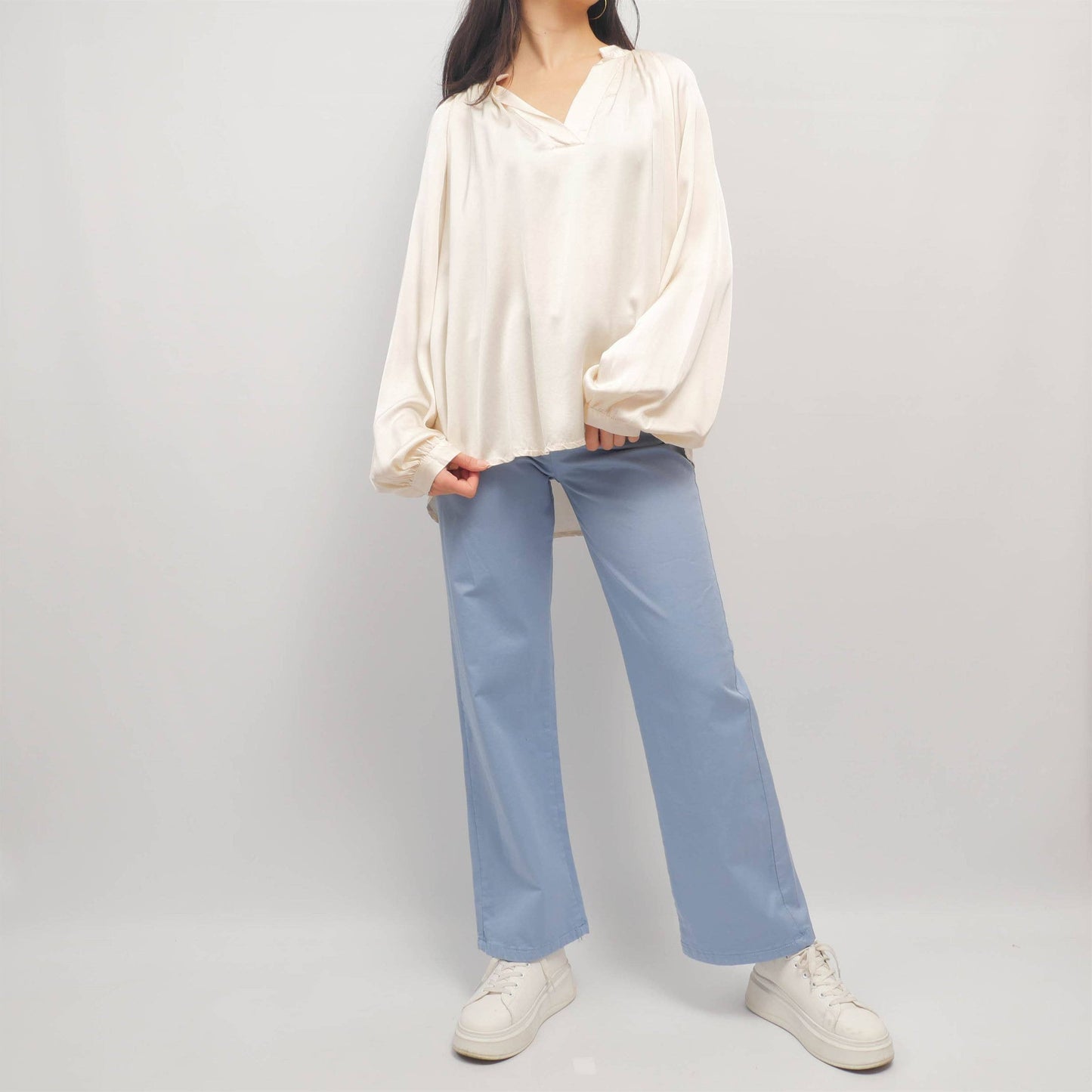 Fluid blouse in satin viscose DB14192: Brown