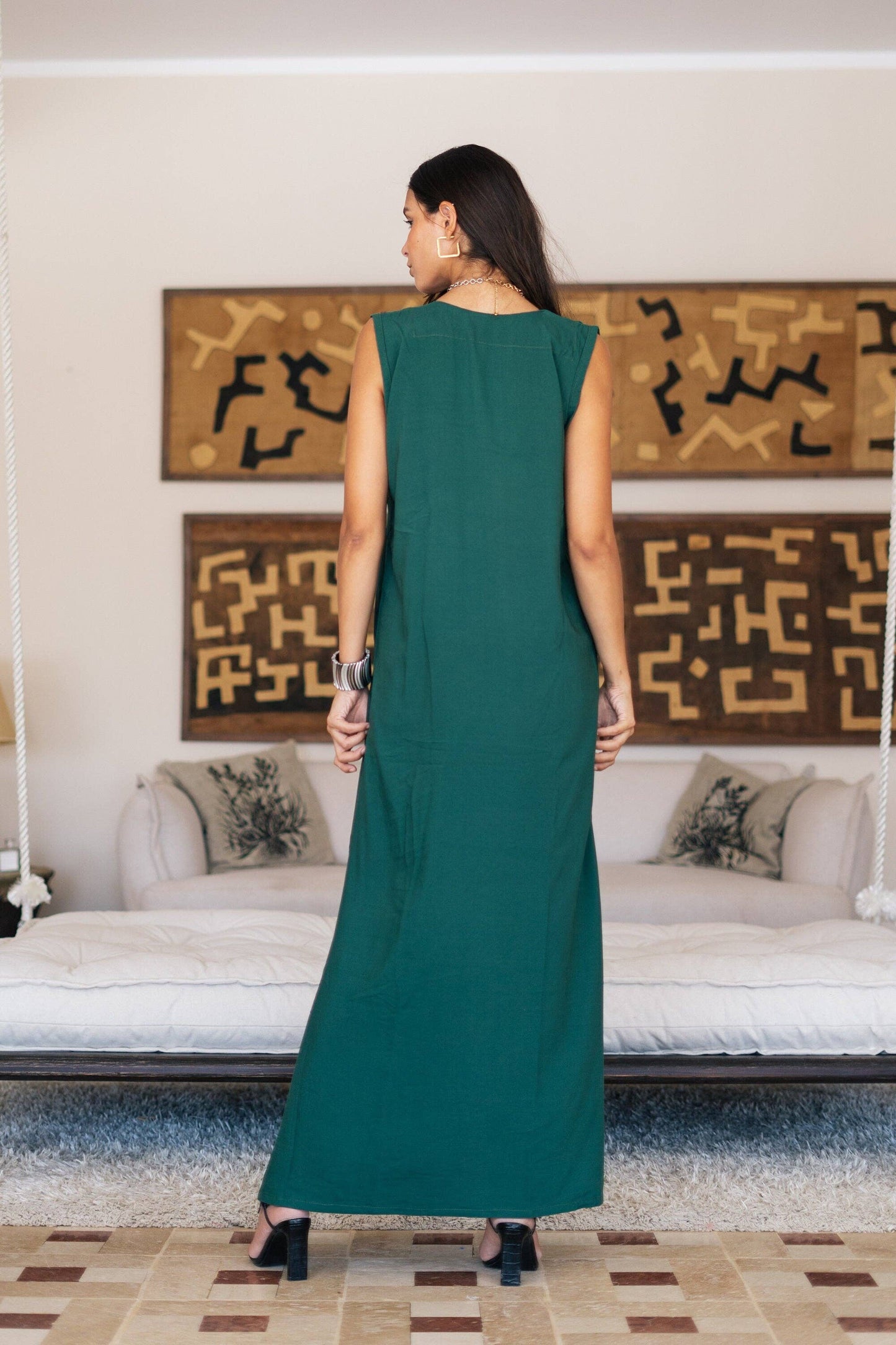 Chic Sleeveless Green Embroidered Kaftan