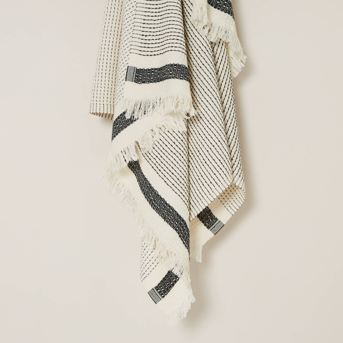 K'Gari Towel - Black