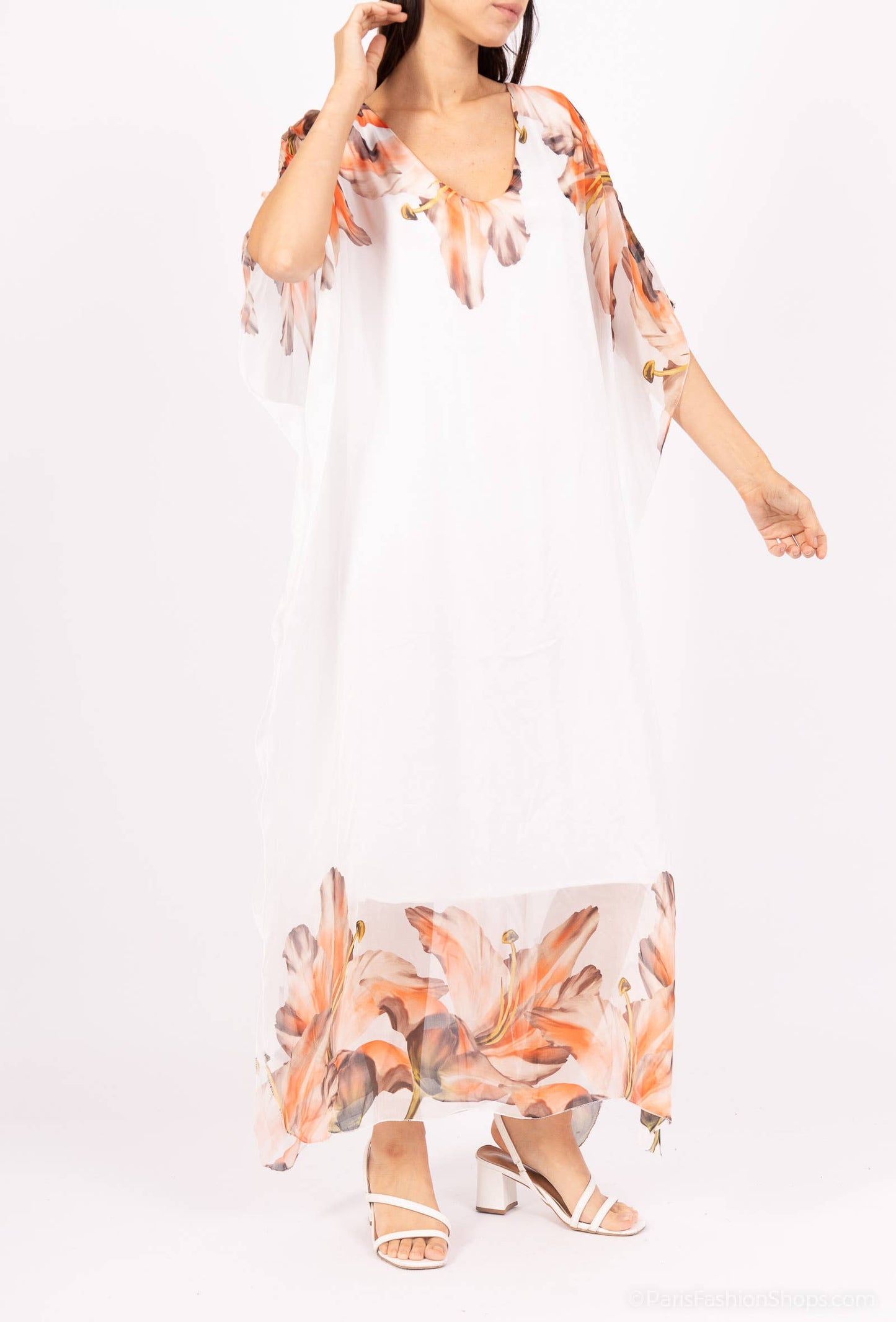 Silk dress with placed floral print: 30% silk 70% viscose / White / Size S to M