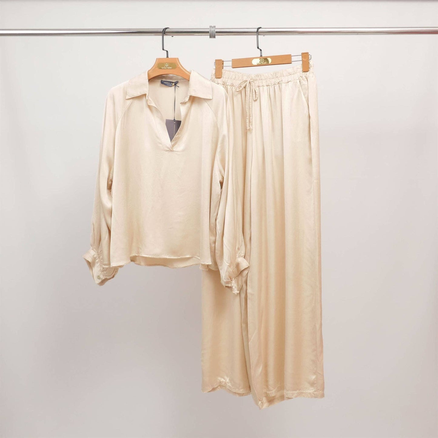 Wide fluid pants with elastic waistband KD6637VS-24: Marron