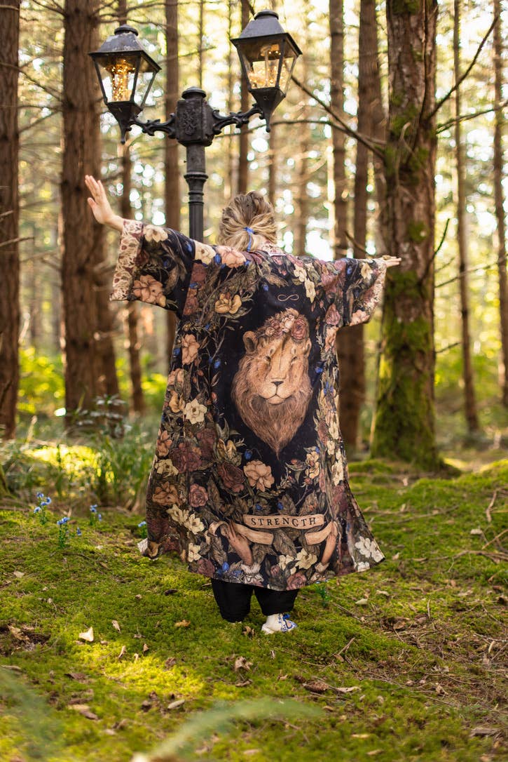 Lionheart Opera Duster w/ botanicals & Narnia inspired print