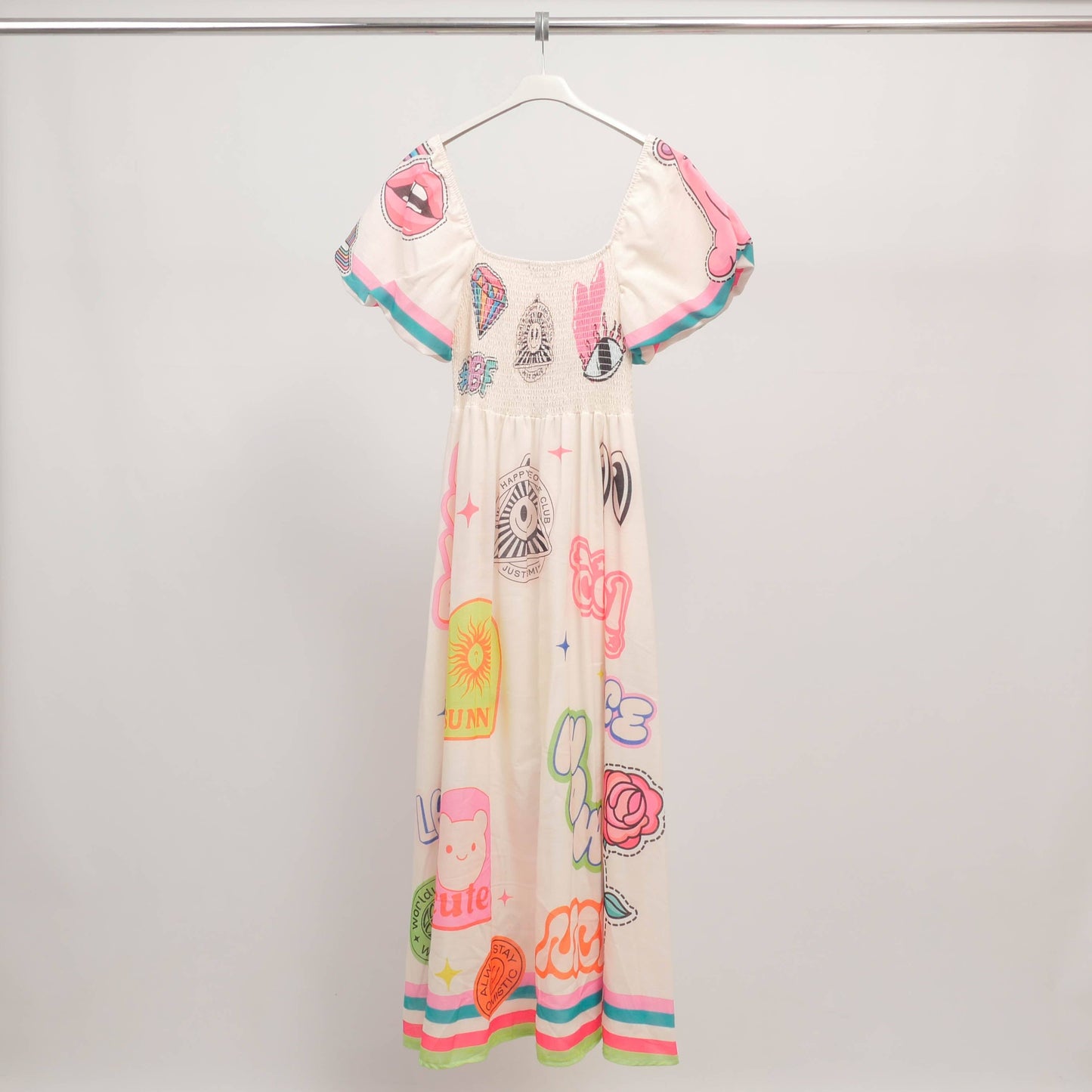 Long printed dress with balloon sleeves. Made in Italy- One size s to m