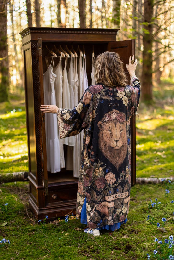 Lionheart Opera Duster w/ botanicals & Narnia inspired print