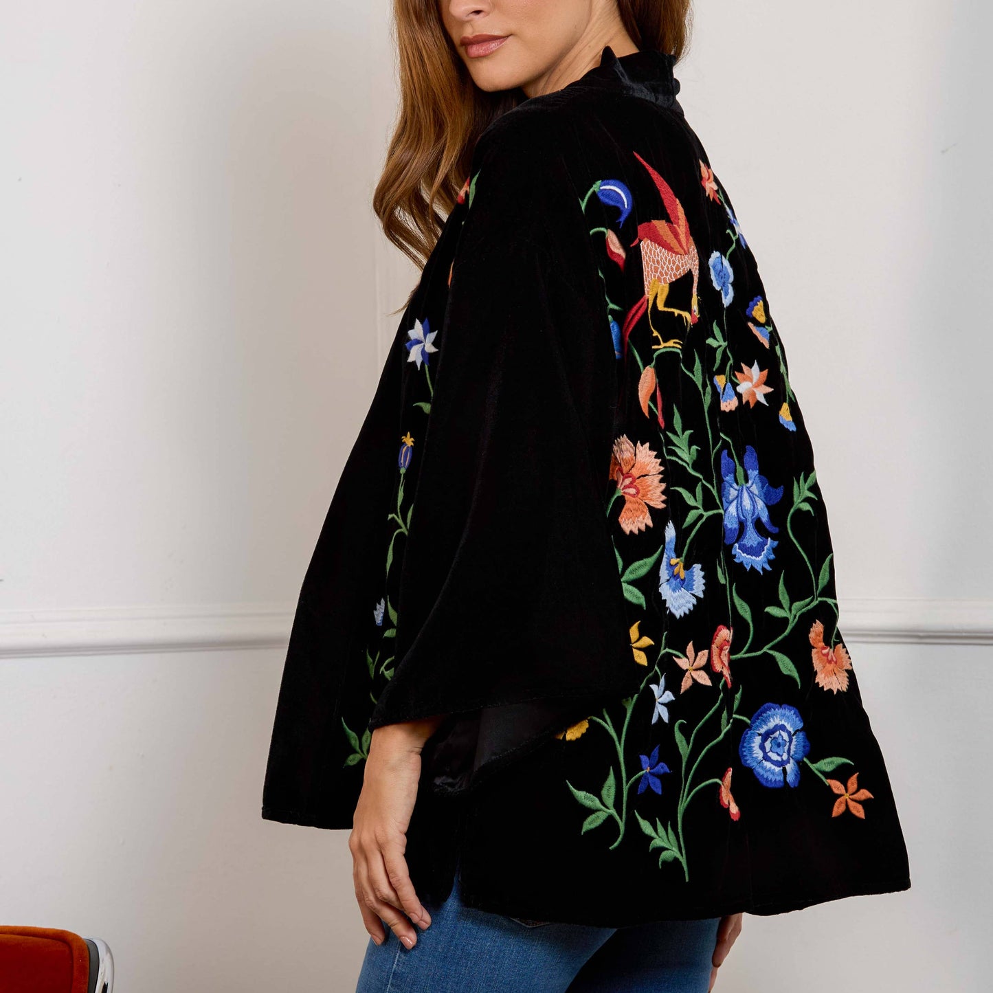 Regal Floral & Bird Embroidery Velvet Luxury Kimono: One size