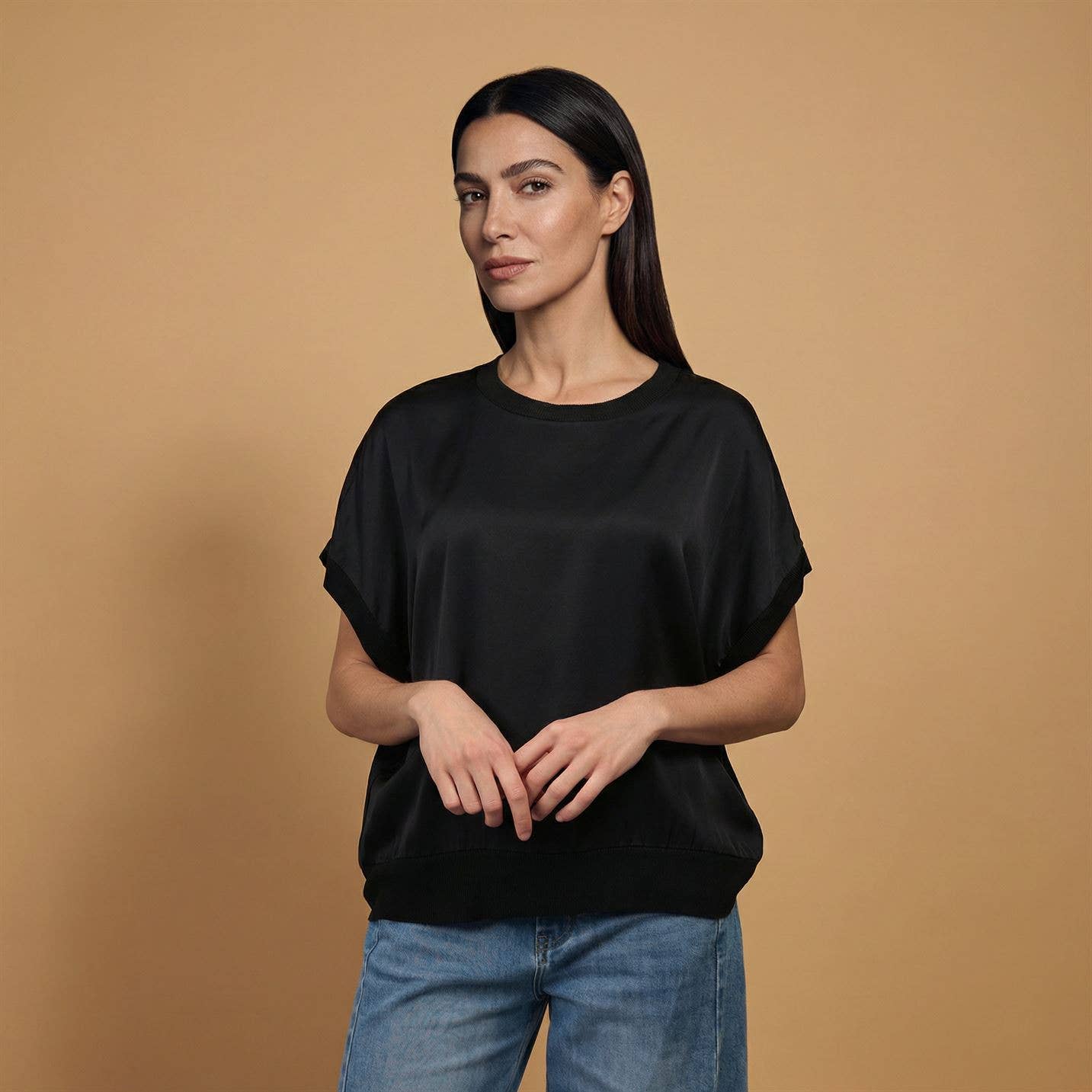 Loose-fitting short-sleeve top in viscose Navy