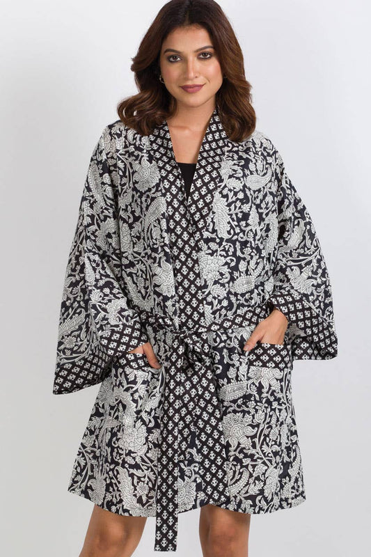 Short Kimono Robe in Black and White Print