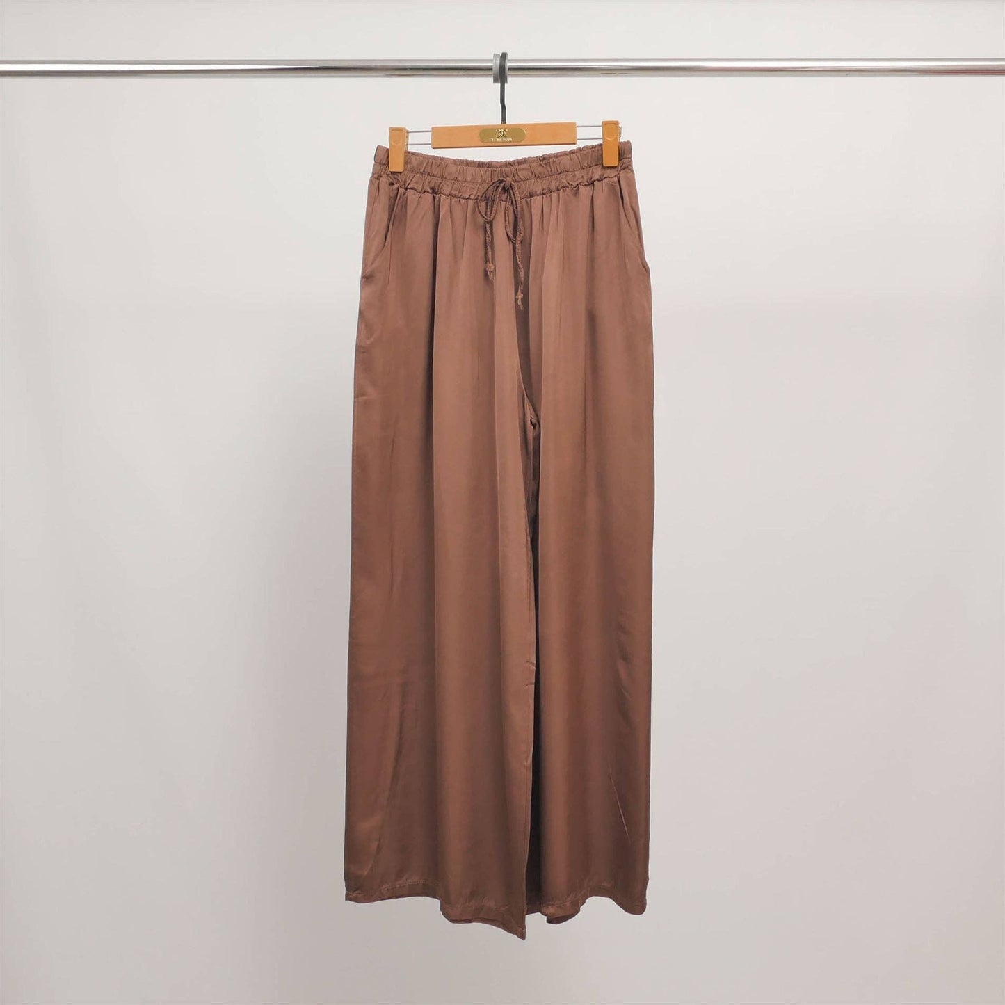 Wide fluid pants with elastic waistband- Chocolate