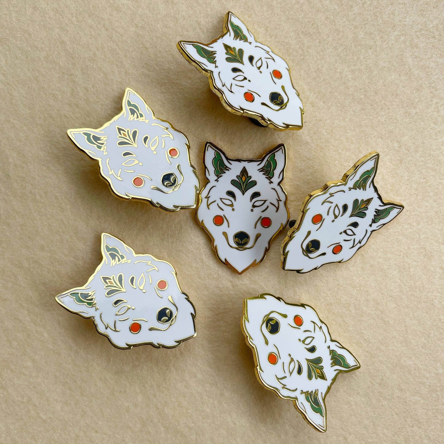 Lapel Pin - White Wolf 