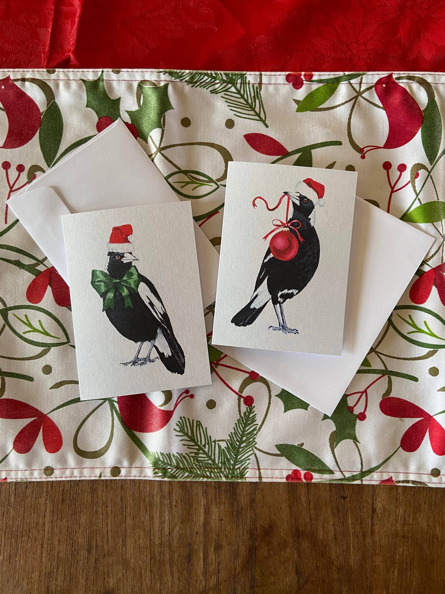 Christmas Magpie with Bauble Card