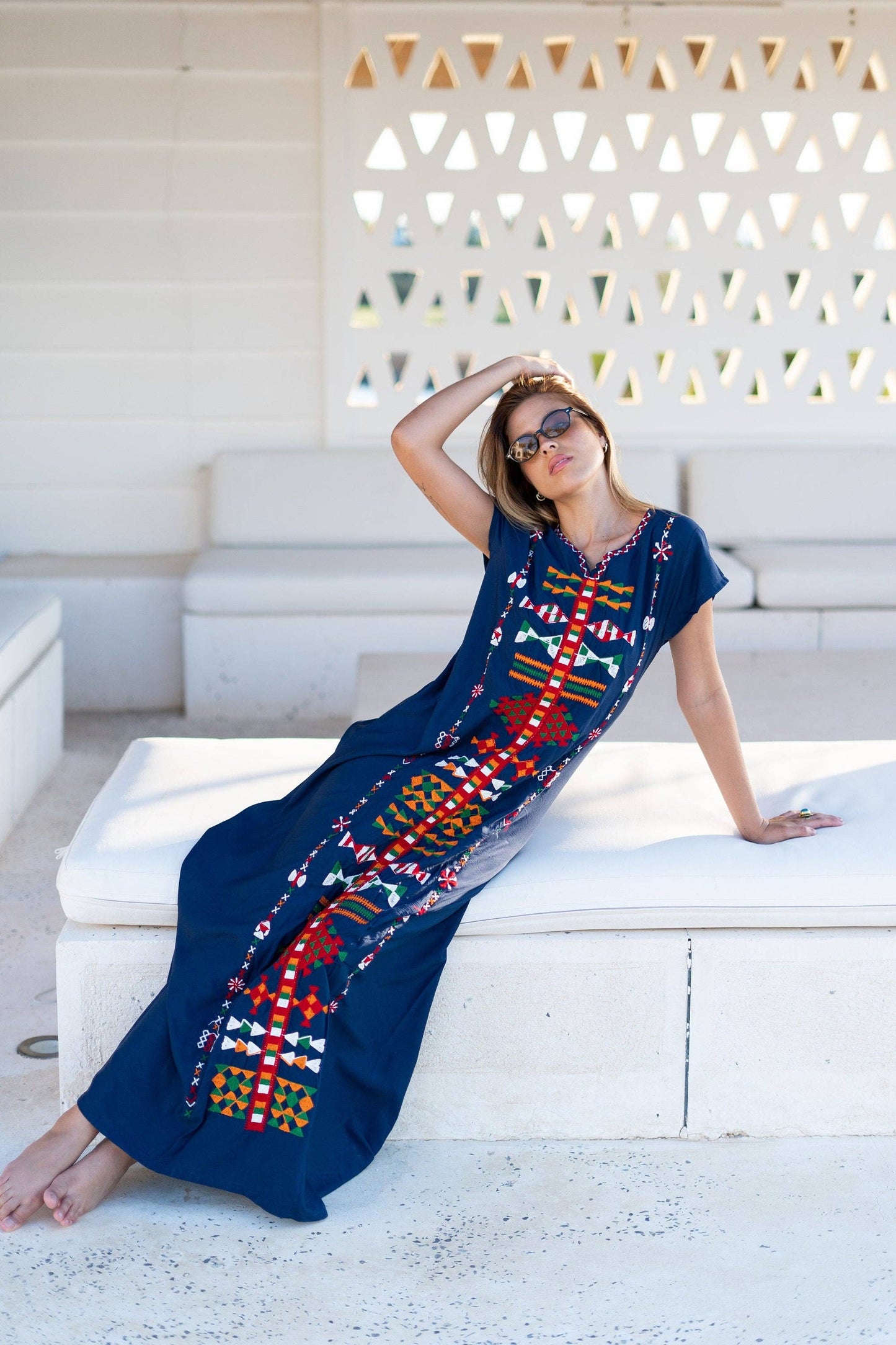 Blue embroidered kaftan: Size S