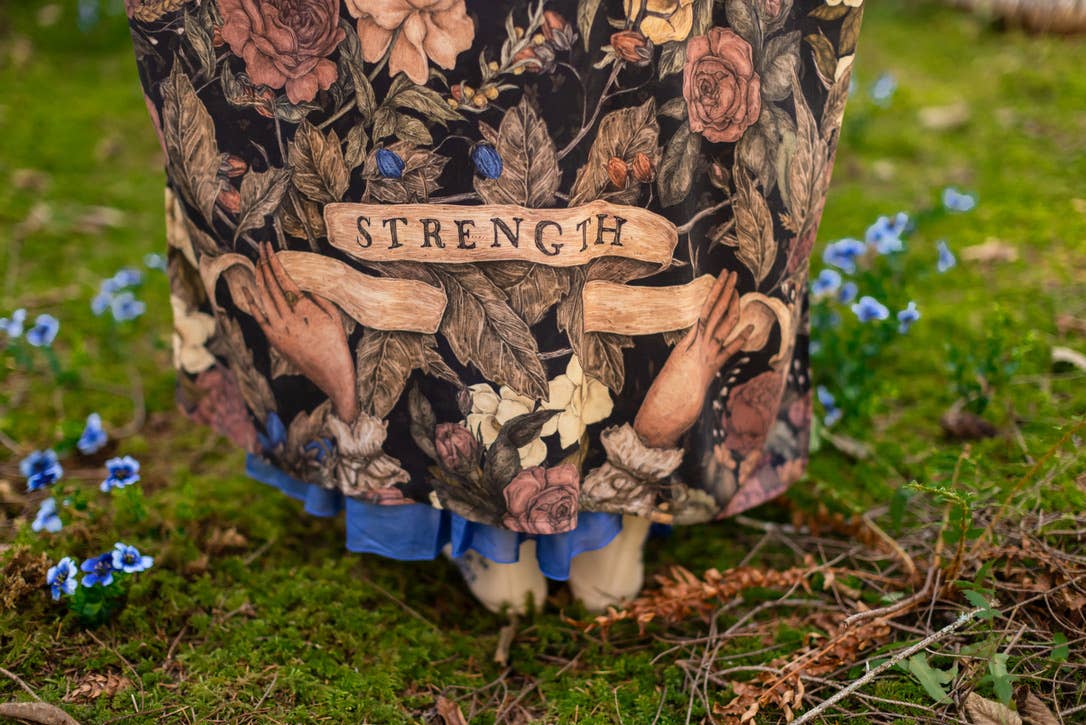 Lionheart Opera Duster w/ botanicals & Narnia inspired print