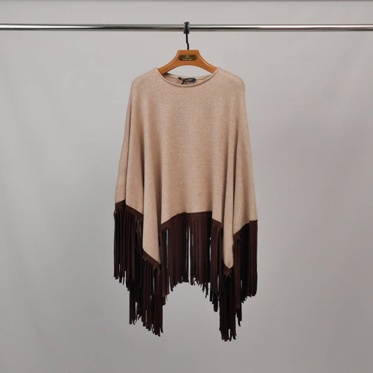Fringed poncho in fluid knit : Beige