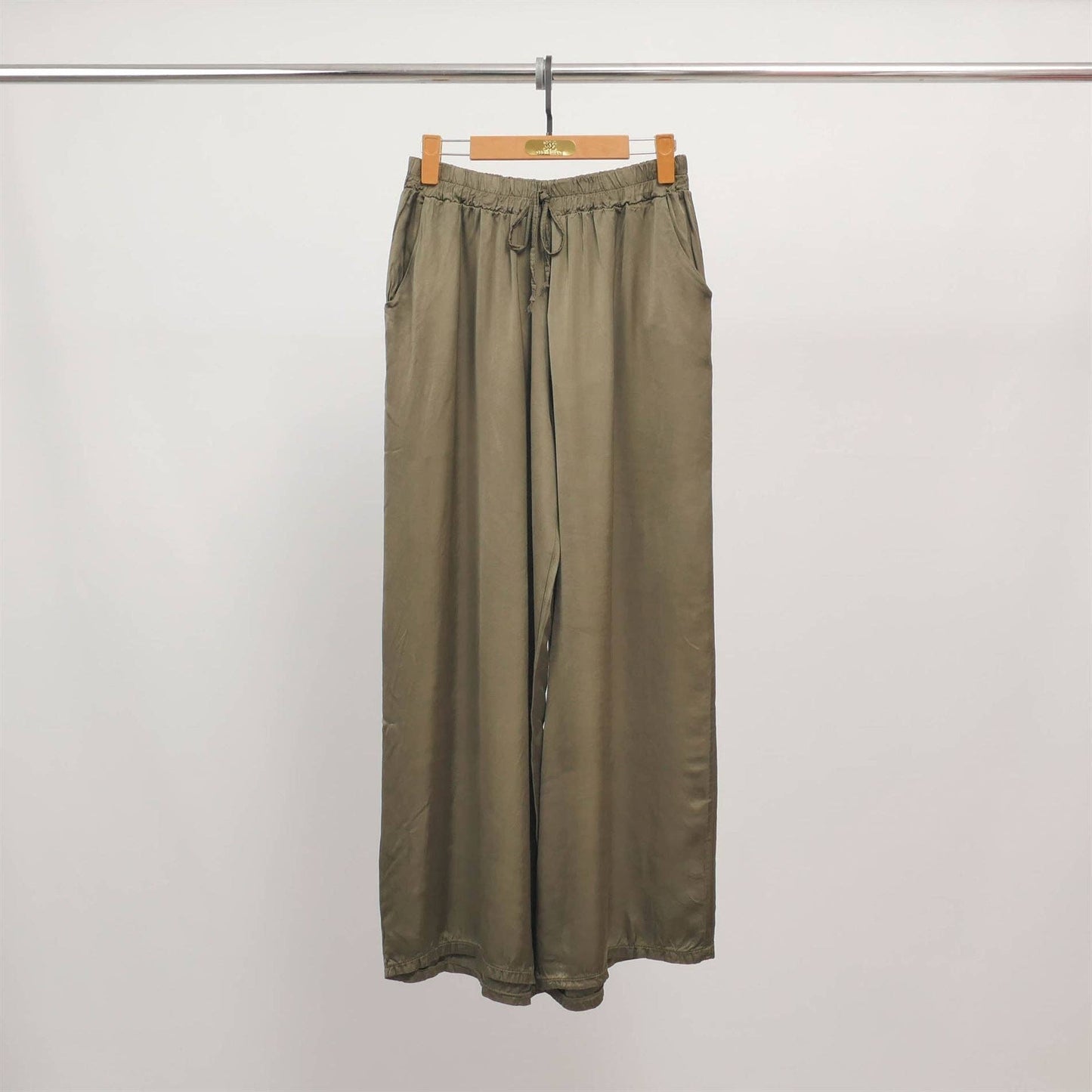 Wide fluid pants with elastic waistband KD6637VS-24: Marron