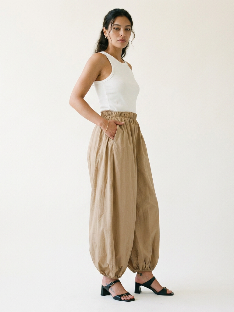 Balloon cotton trousers: Ivory