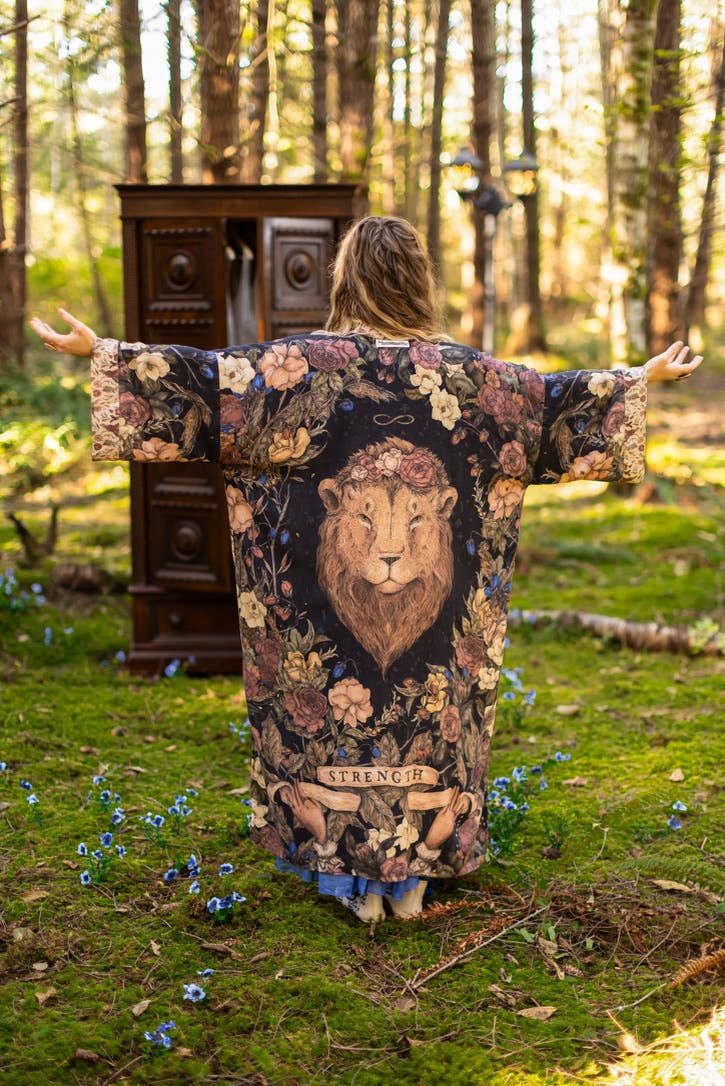 Lionheart Opera Duster w/ botanicals & Narnia inspired print